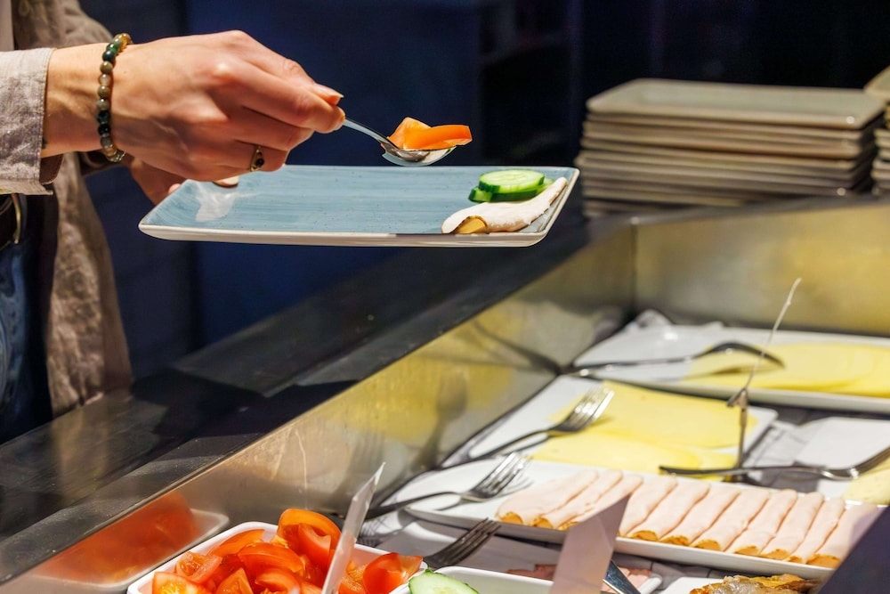 朝食ビュッフェ