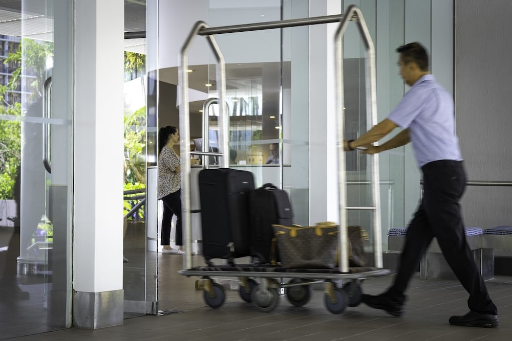 コンシェルジュ デスク