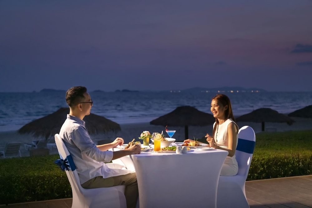 屋外ダイニングエリア