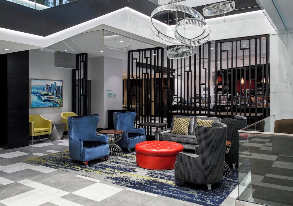 ロビーラウンジ