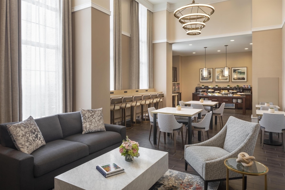 エグゼクティブ ラウンジ