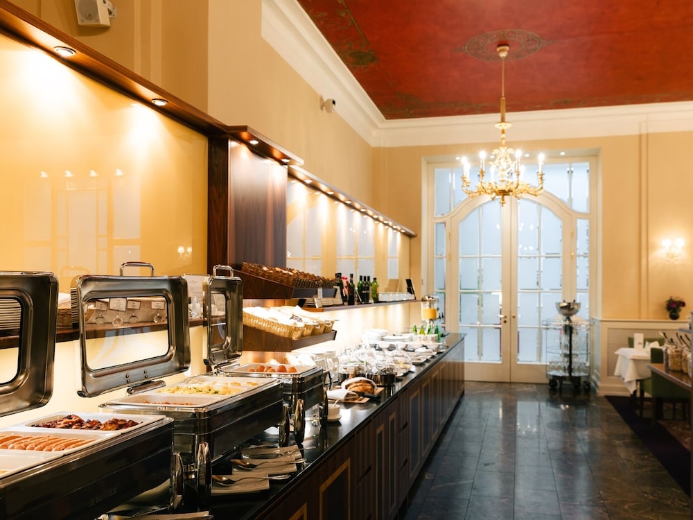 朝食ビュッフェ