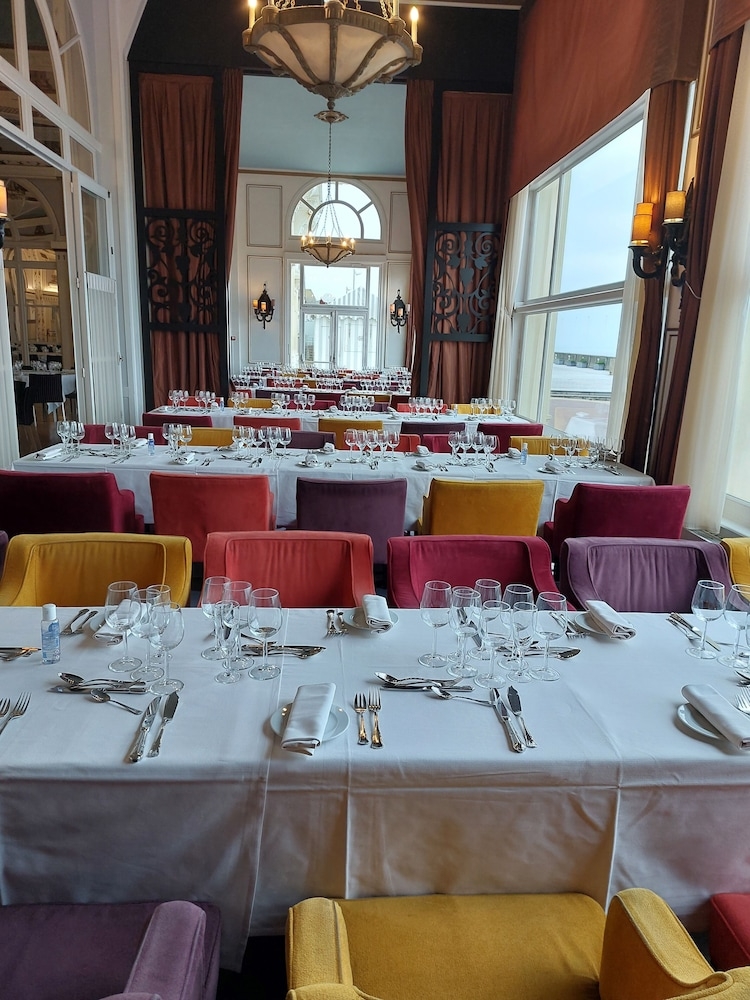 バンケット ホール