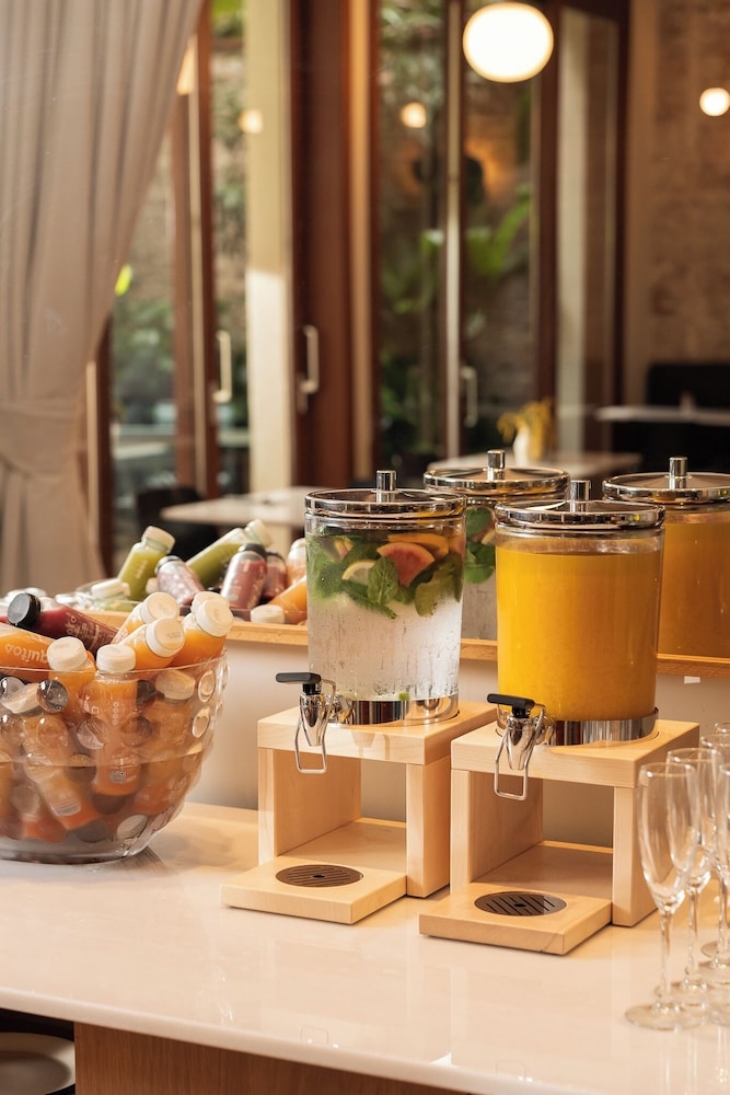 朝食ビュッフェ