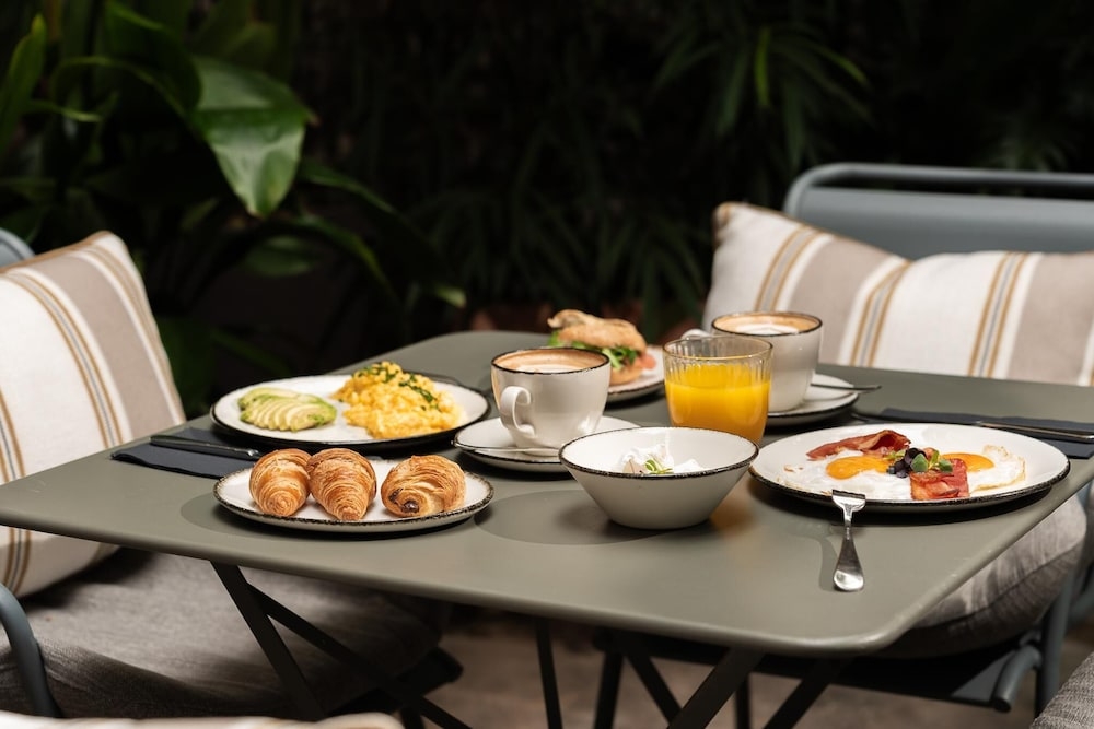 屋外ダイニングエリア