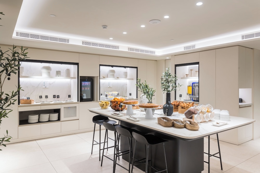 朝食ビュッフェ