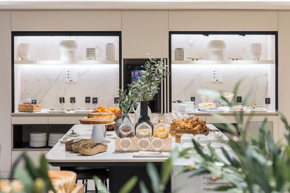 朝食ビュッフェ