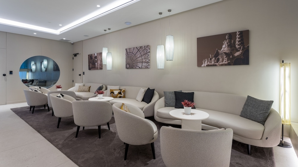 ロビー応接スペース