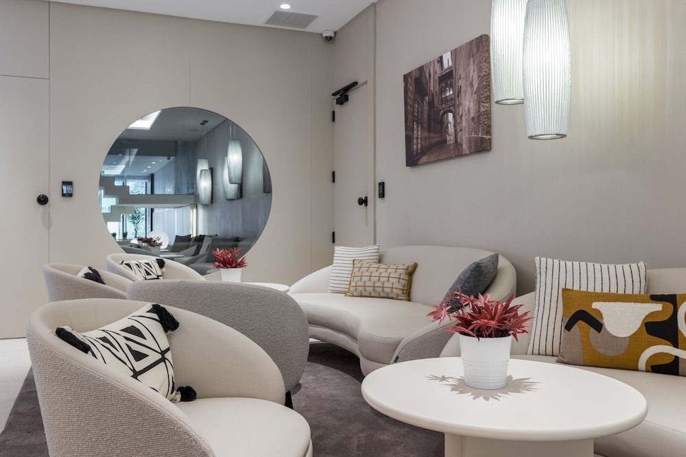 ロビーラウンジ