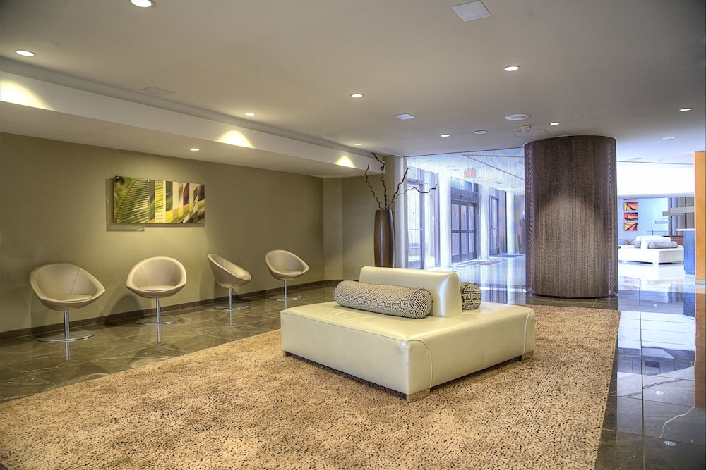 ロビー応接スペース