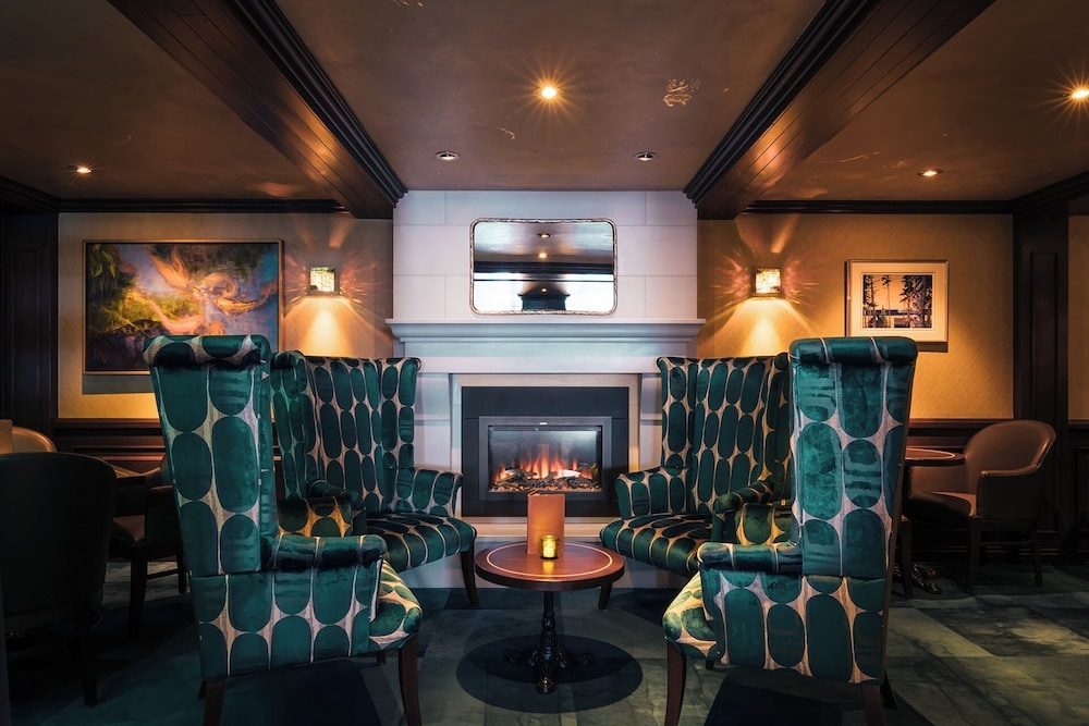 ロビーラウンジ