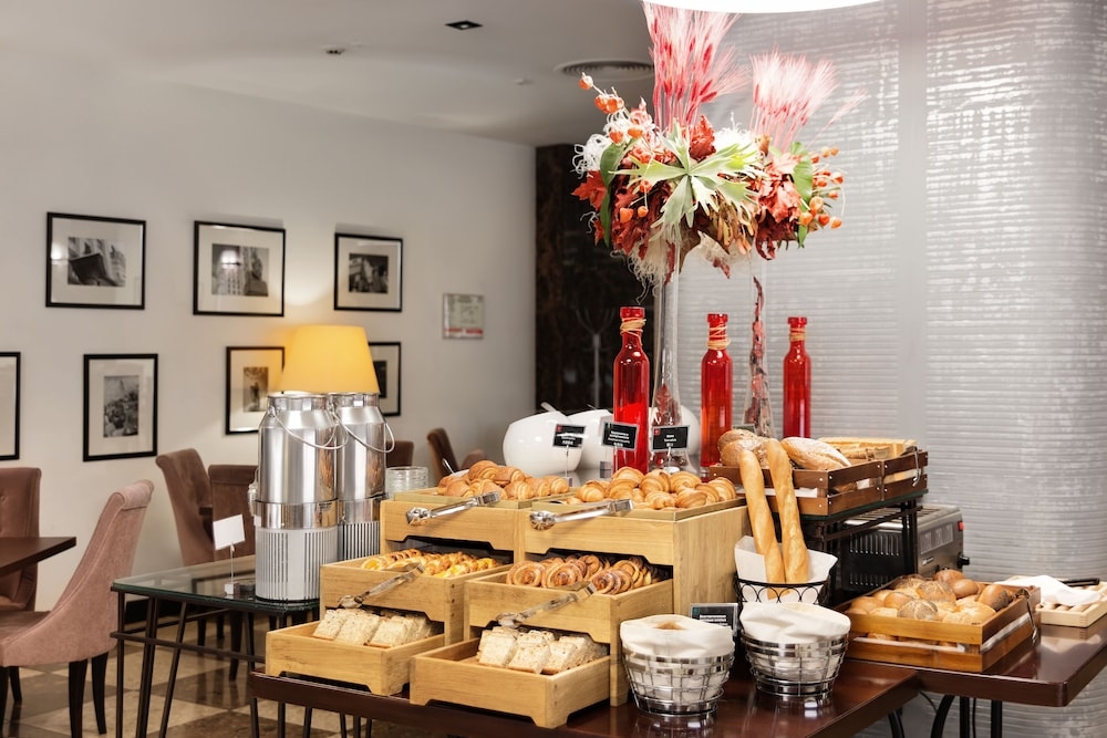 朝食ビュッフェ