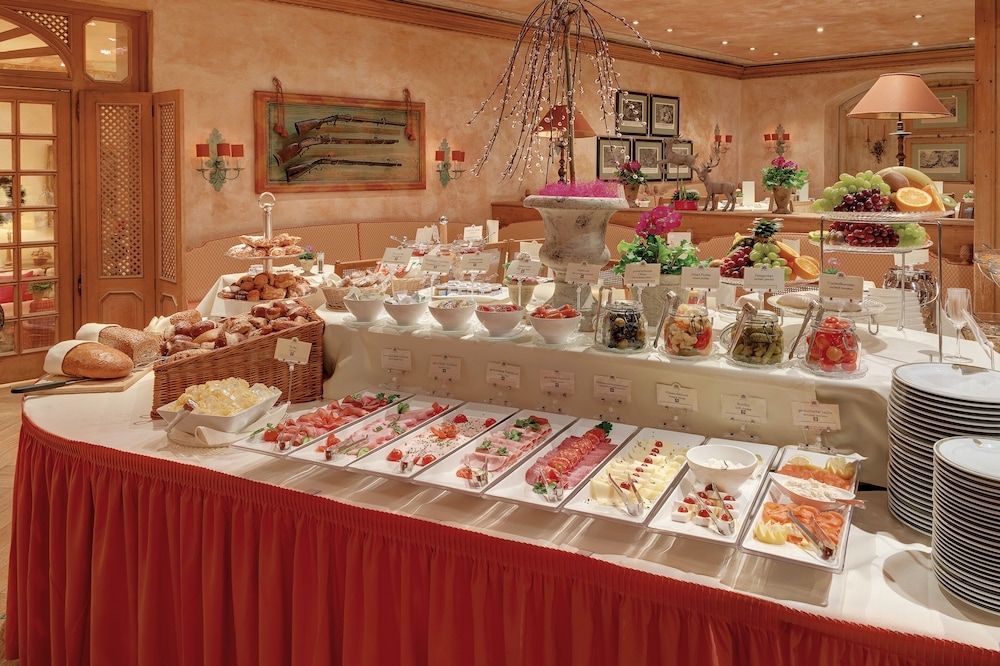 朝食ビュッフェ