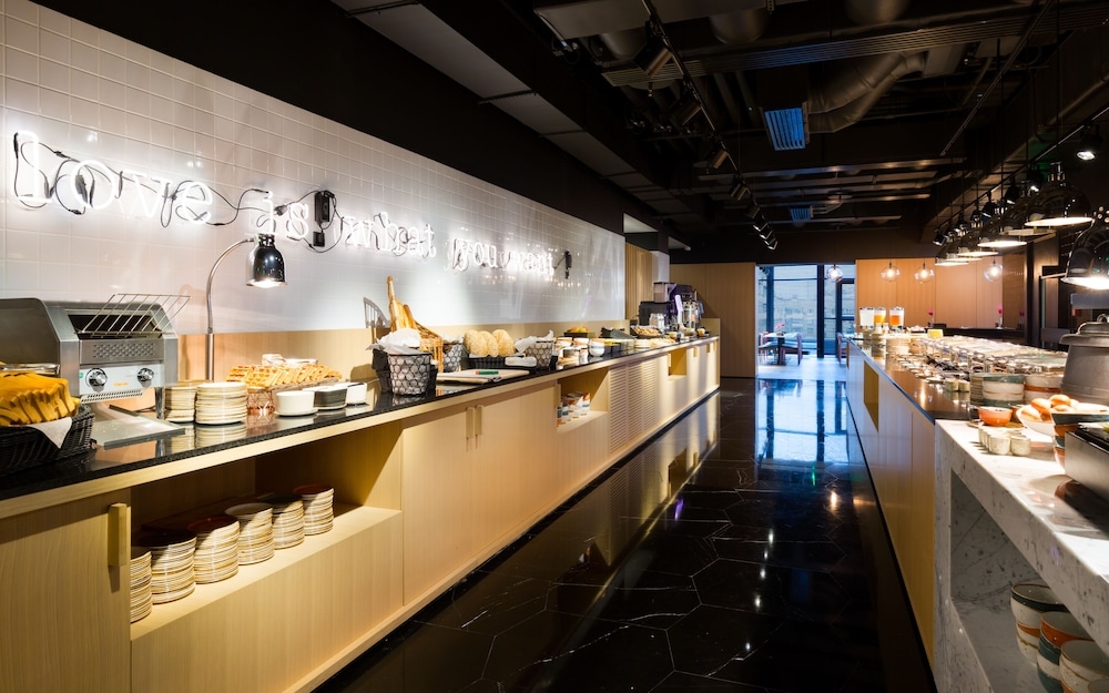 朝食ビュッフェ