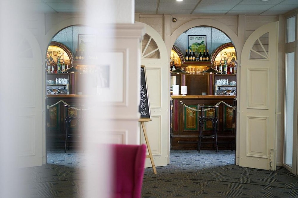 ロビー応接スペース