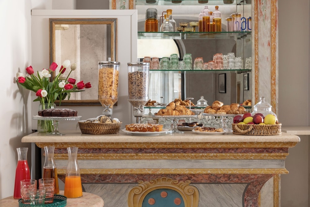 朝食ビュッフェ