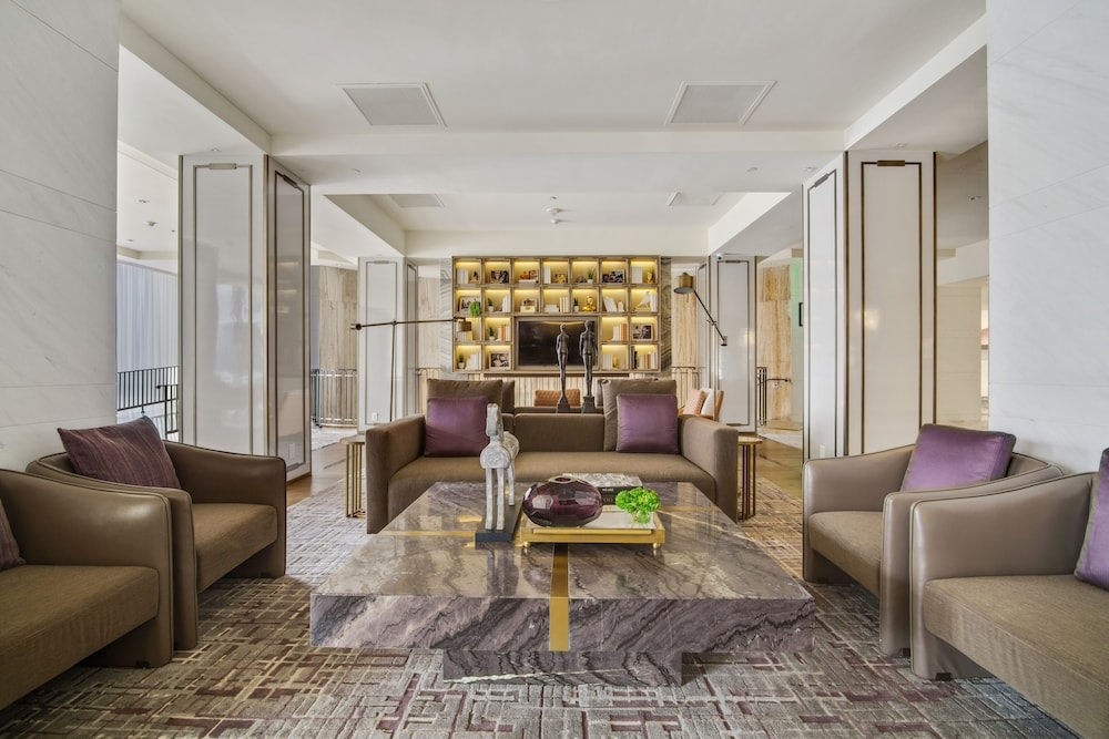 ロビー応接スペース