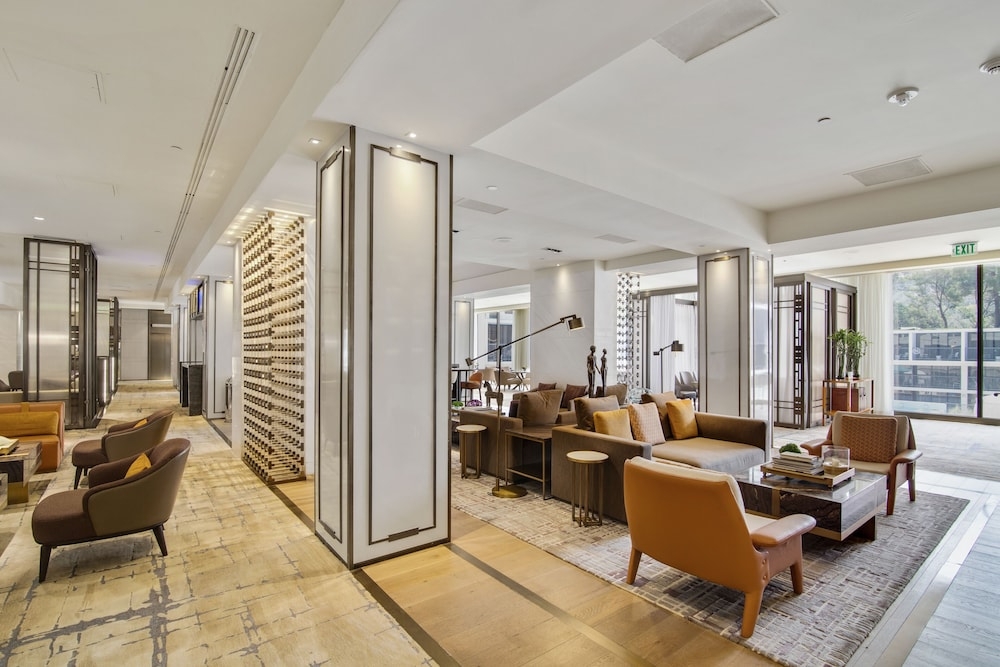 ロビー応接スペース