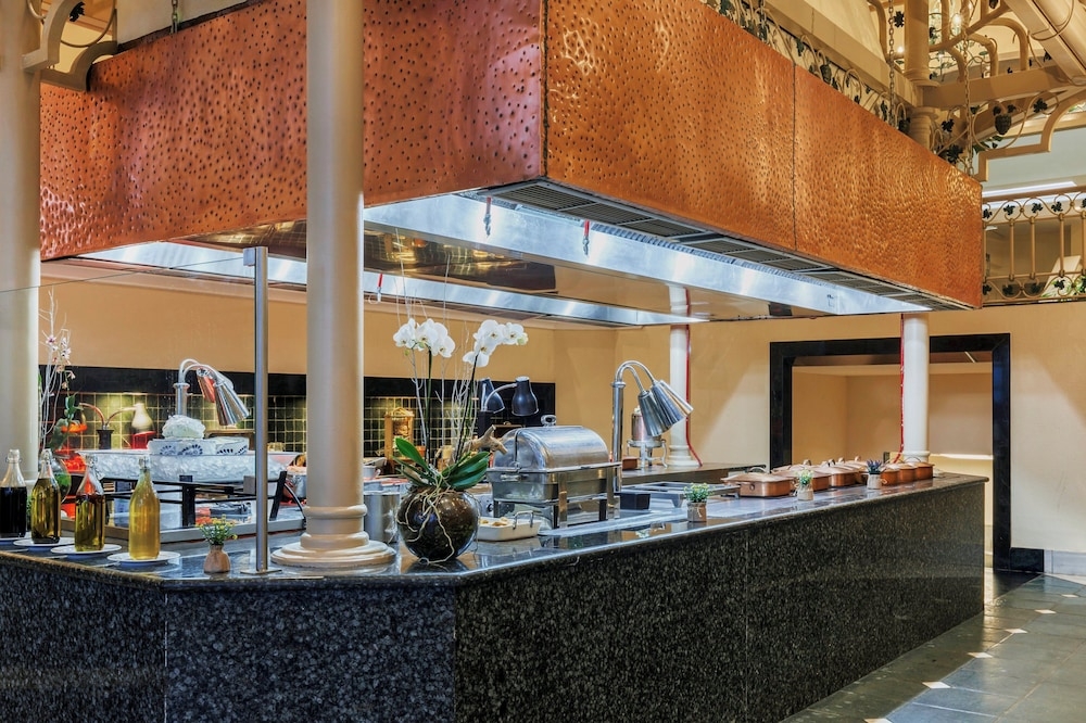 朝食ビュッフェ