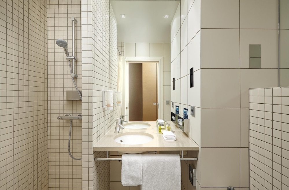 バスルームのシャワー