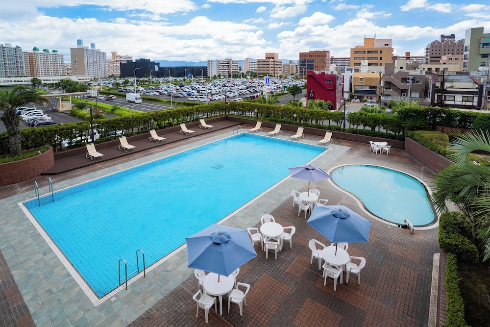 子供用の遊び場 - 屋外