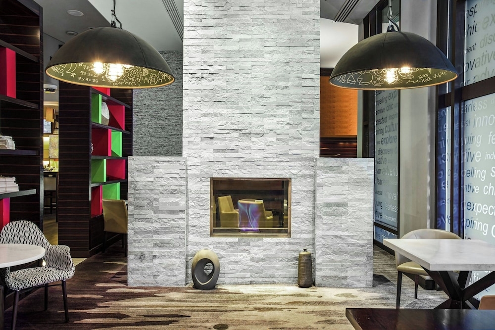 ロビー応接スペース