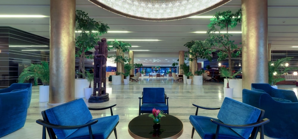 ロビーラウンジ