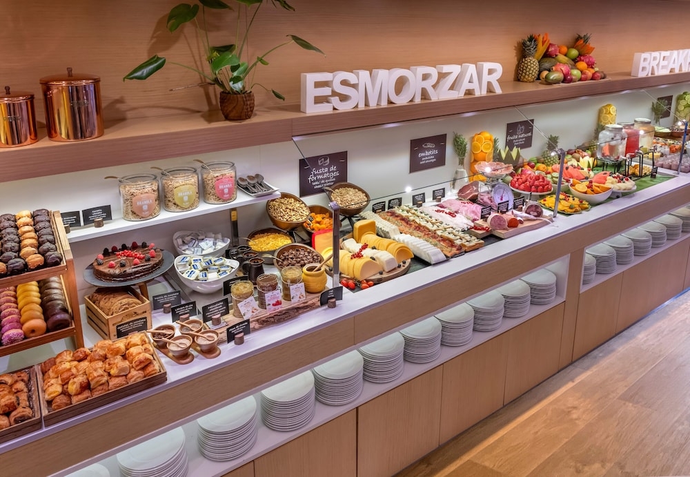 朝食ビュッフェ