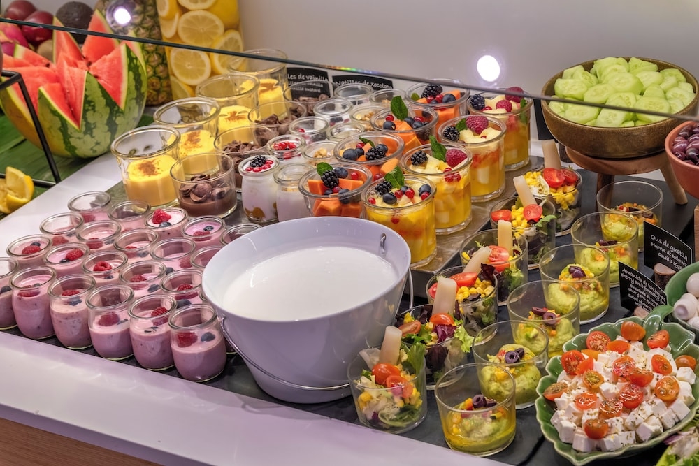 朝食ビュッフェ