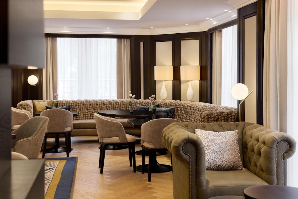 エグゼクティブ ラウンジ