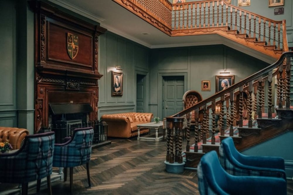 ロビー応接スペース