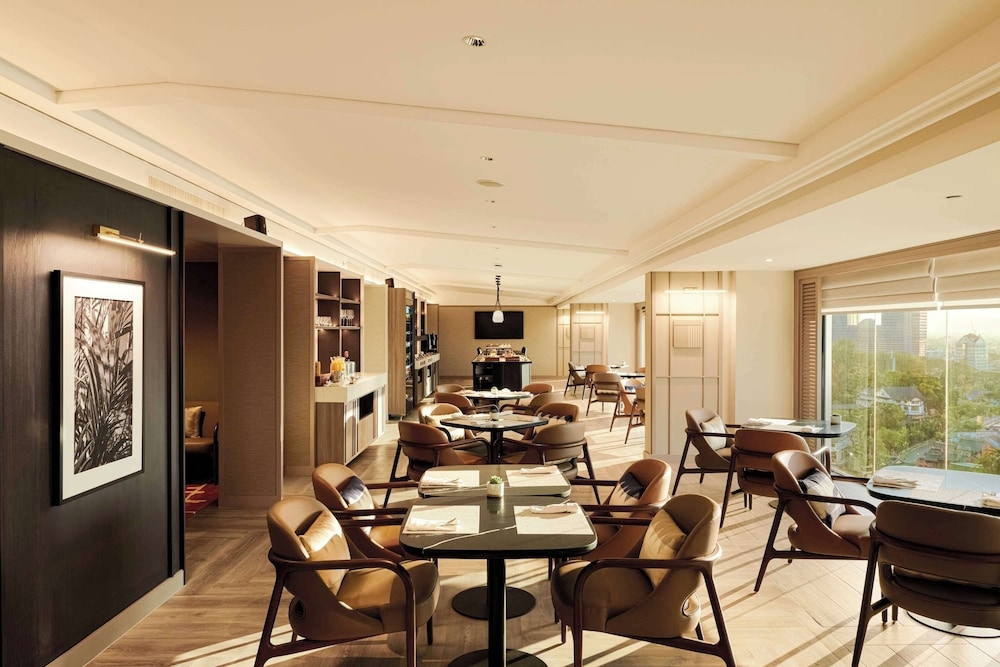 エグゼクティブ ラウンジ