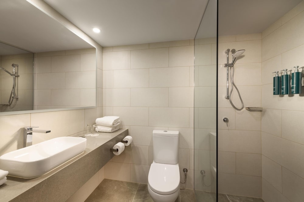 バスルームのシャワー