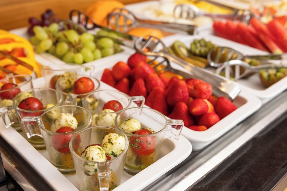 朝食ビュッフェ