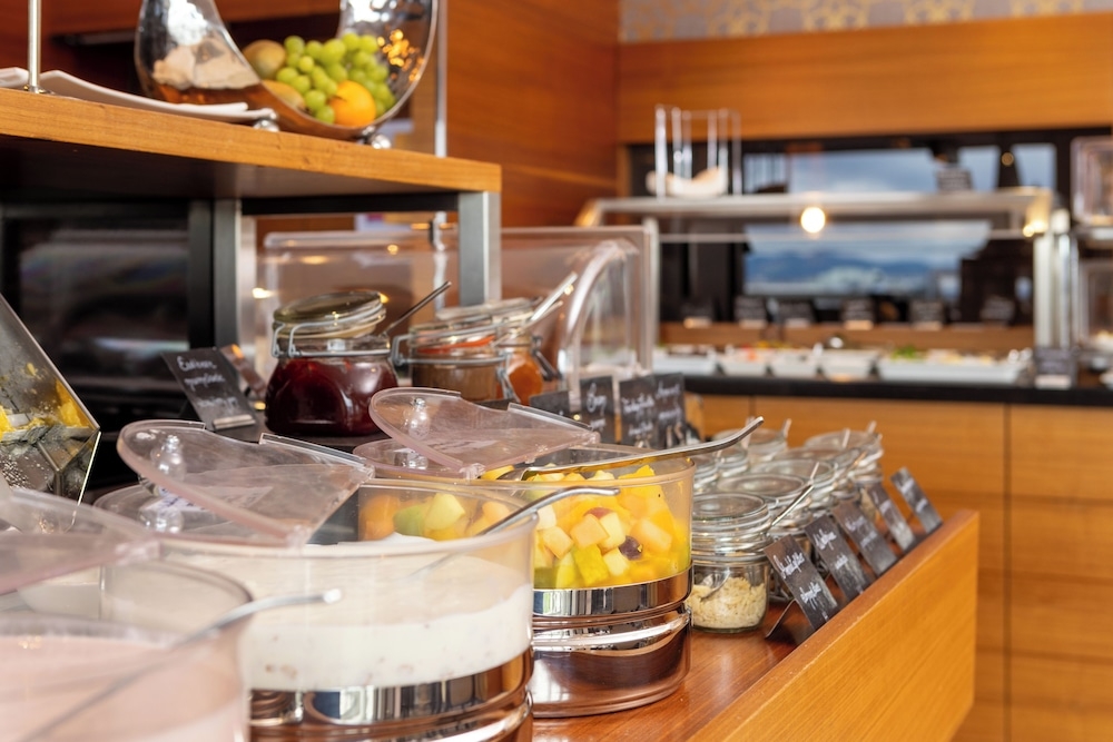 朝食ビュッフェ