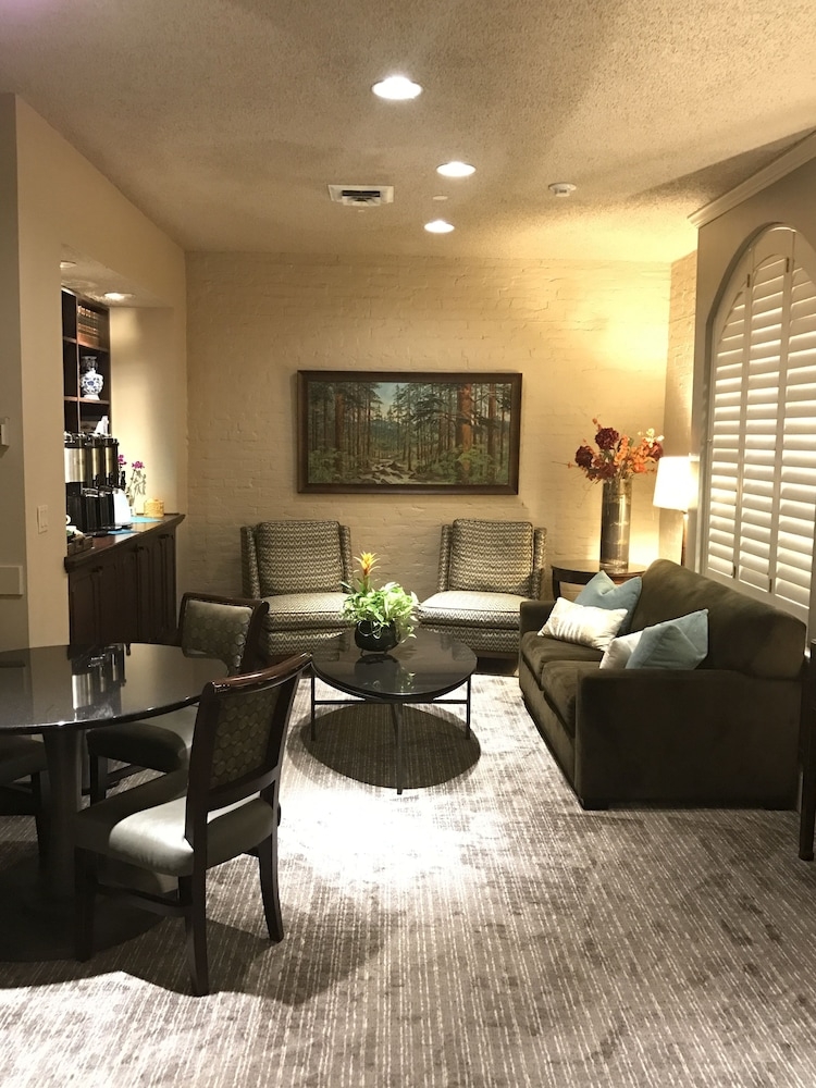 ロビー応接スペース