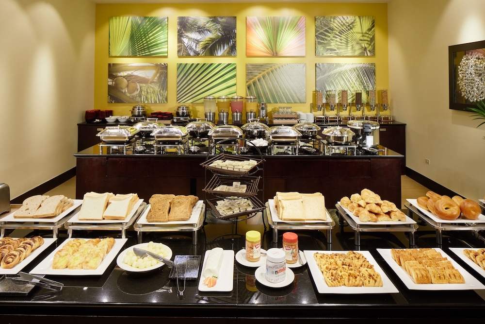 朝食ビュッフェ