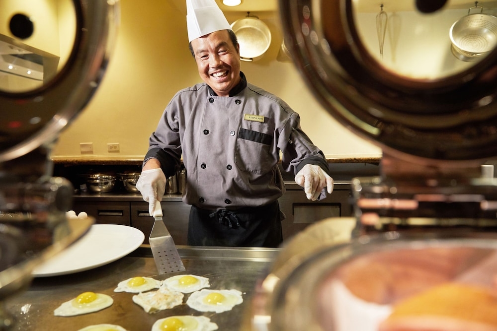 朝食ビュッフェ