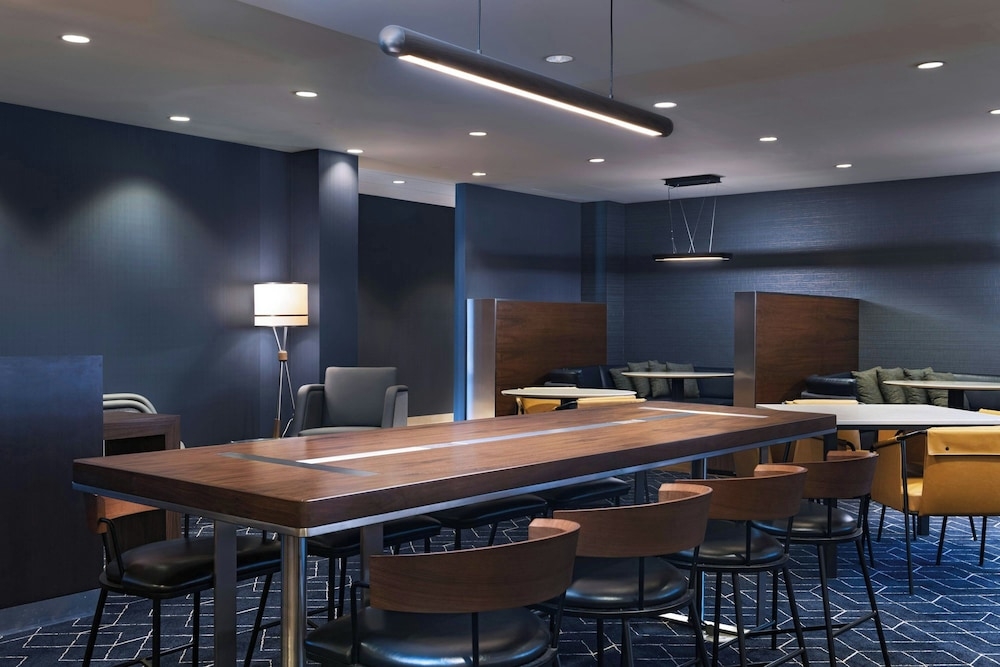 ロビー応接スペース