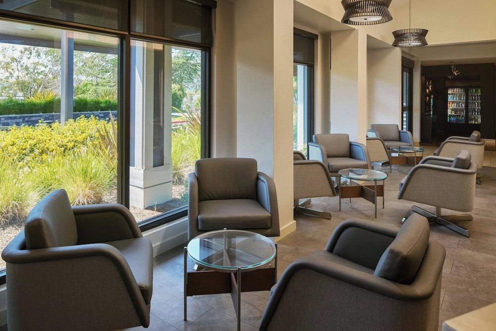 ロビーラウンジ