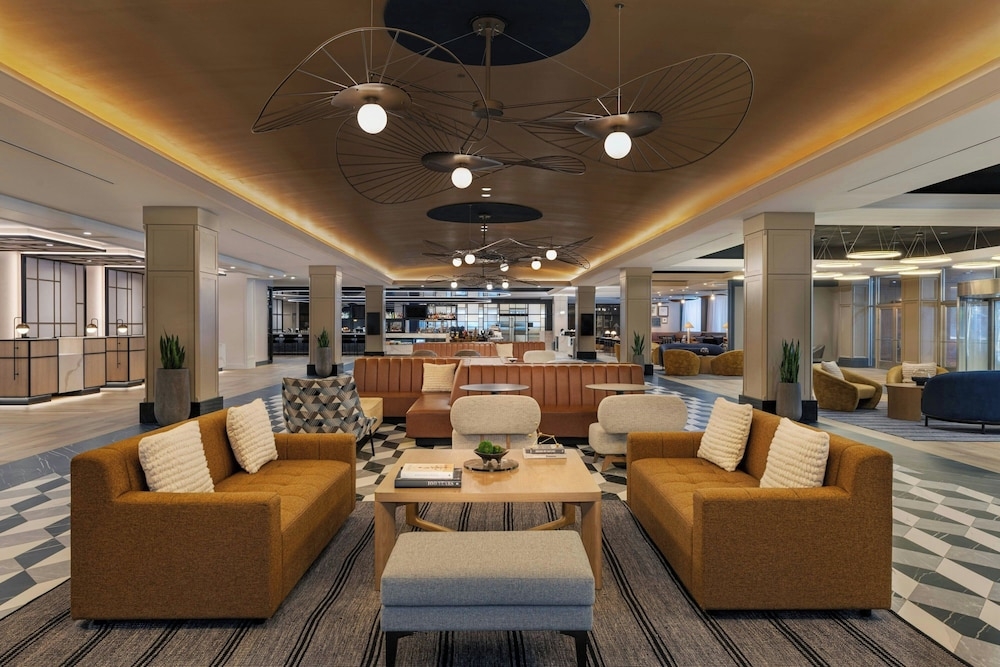 ロビーラウンジ