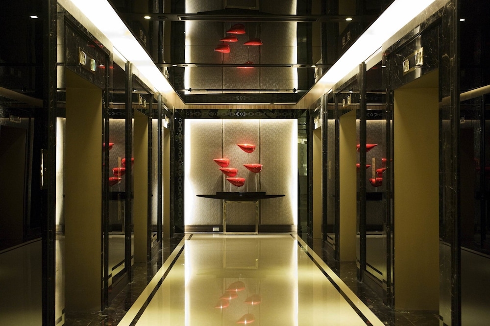 内部エントランス