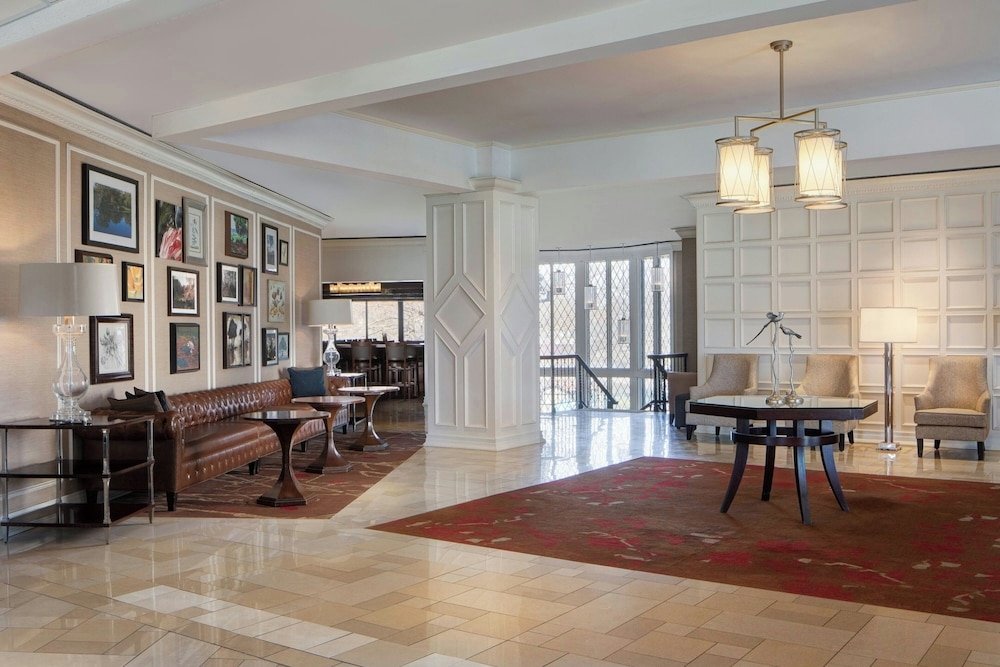 ロビーラウンジ