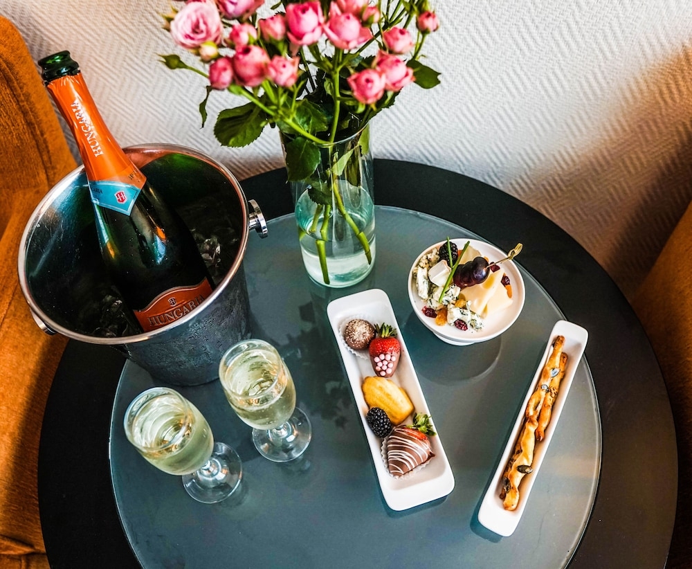 ルームサービス