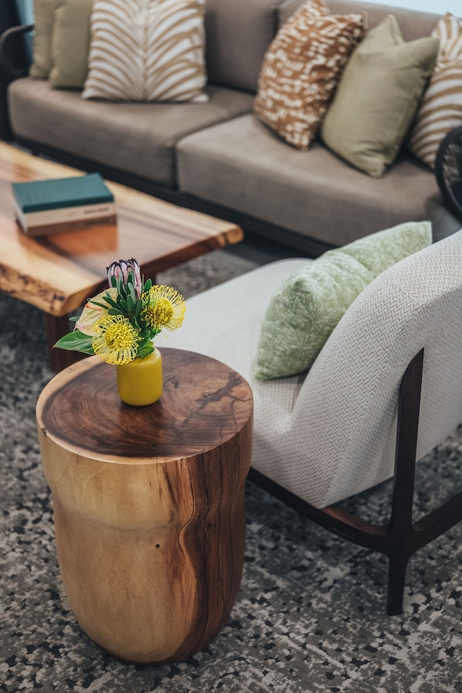 ロビー応接スペース