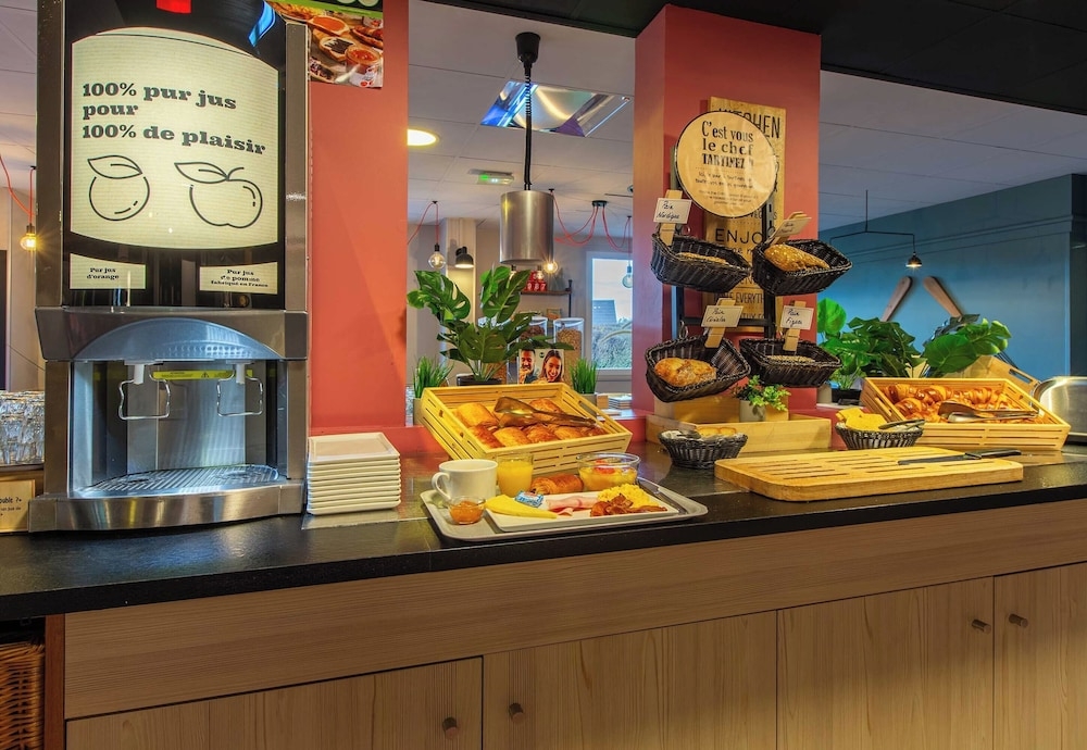 朝食ビュッフェ