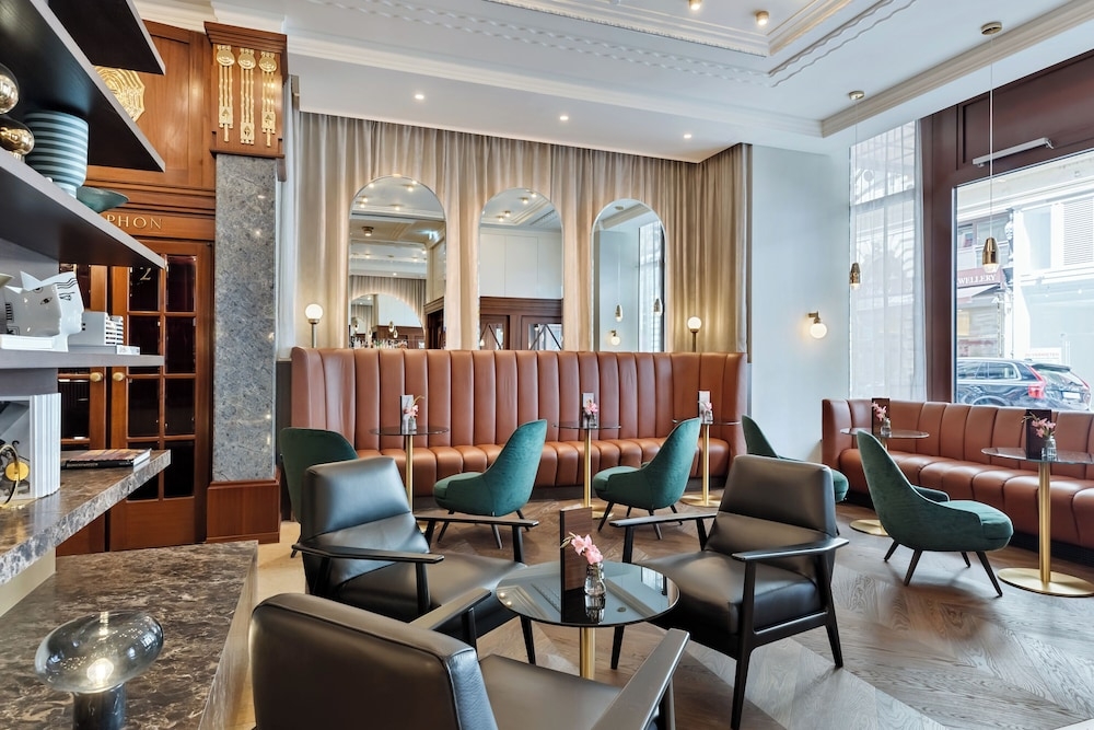 ロビー応接スペース