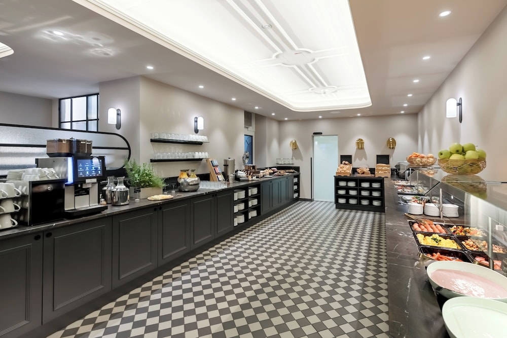 朝食ビュッフェ