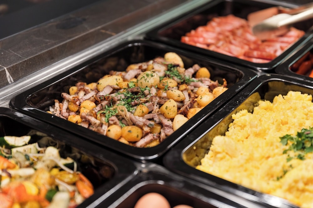 朝食ビュッフェ