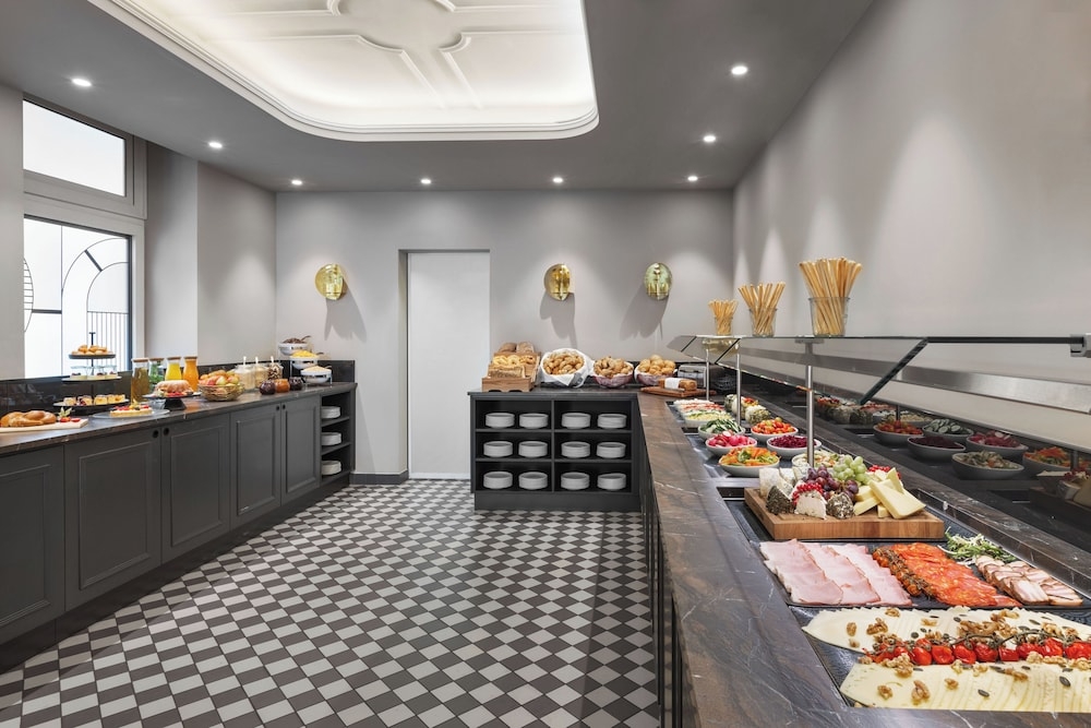 朝食ビュッフェ